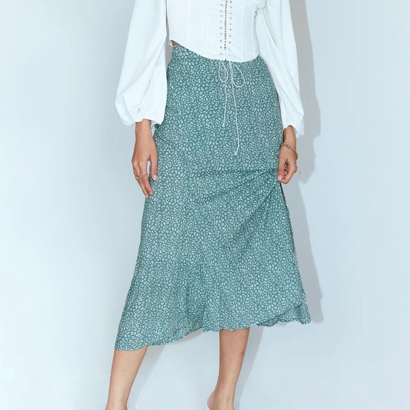 NWT Princess Polly Louise MIDI Skirt - Picture 2 of 4